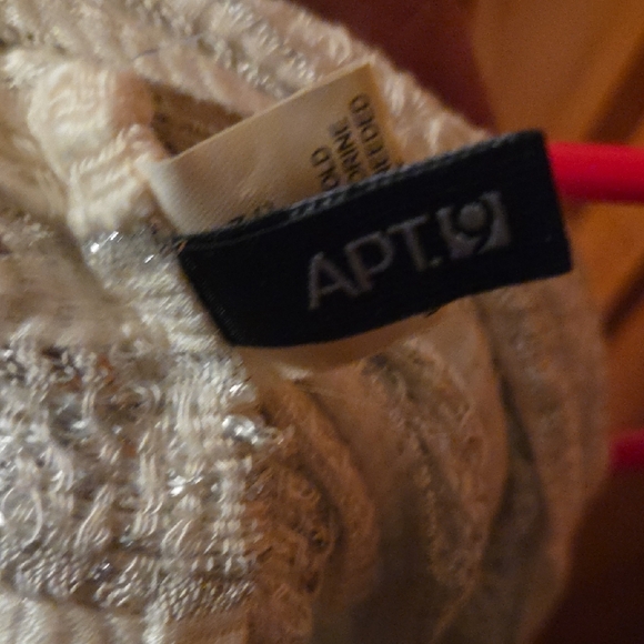 Chic White Infinity Scarf - Picture 2 of 5